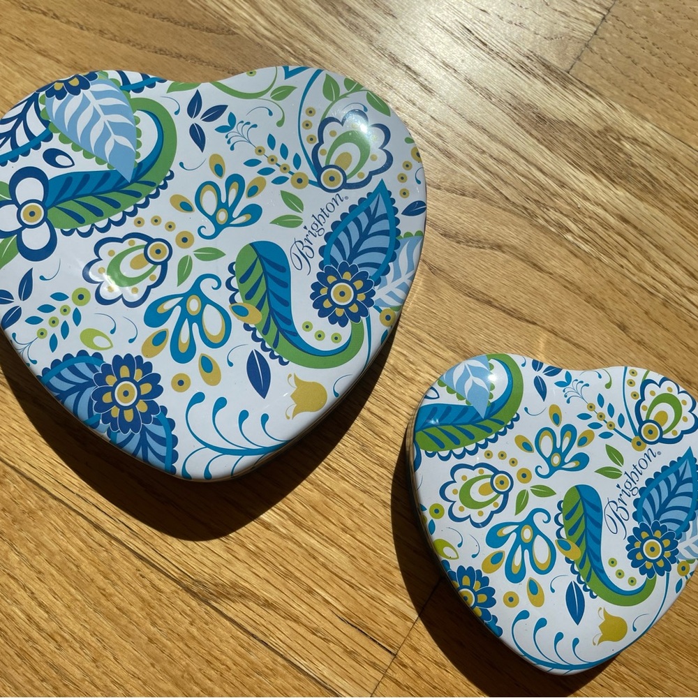 Brighton heart shaped tins